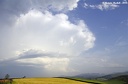 L'arrière du Cumulonimbus commence à montrer le bout de son nez. Photo prise sur les hauteurs d'Arhansus à 19h47